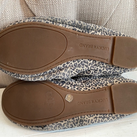 LUCKY Brand Cheetah Leopard Flats Women Size 8 - Picture 4 of 6
